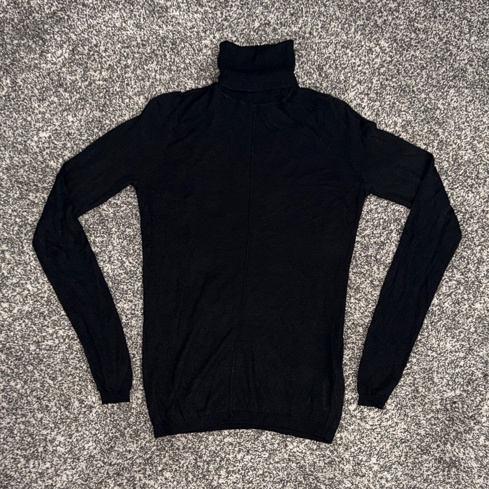 GUESS Women’s Black Turtleneck Sweater
